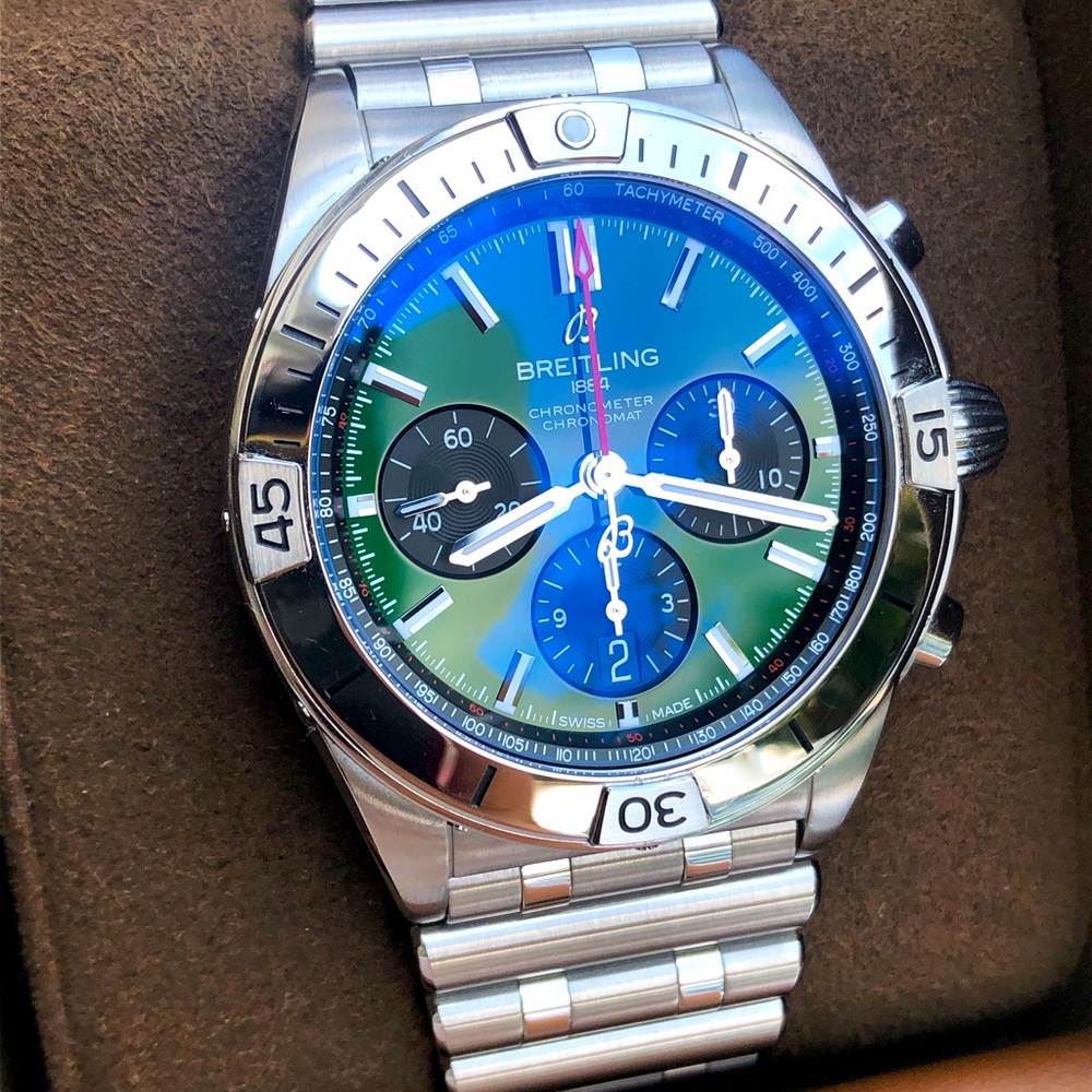 Breitling Chronomat B01 42mm Box & Papers